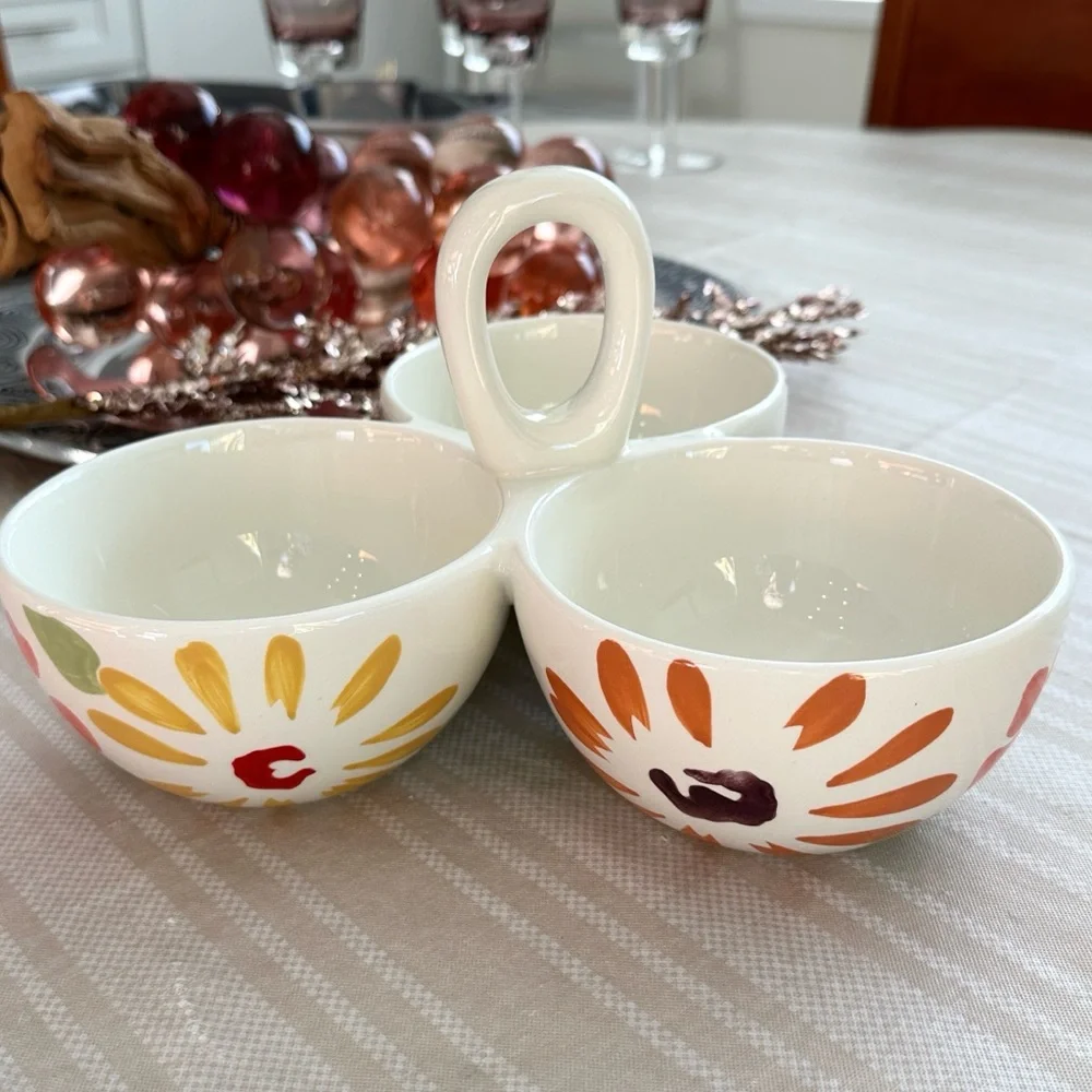 Pier 1 “Flowers” PER178 Colorful 3 Bowl unit with Handle. Earthenware NWT